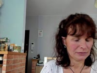 I’m Kathy – author of guides on psychology and nutrition, passionate about traveling and exploring new places. I love sports, especially skiing, and I never miss a good football match. My little dog, keeps me active and happy every day.