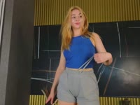 Hello baby, I’m Hannah, your private blonde