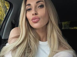 BustyBlond888