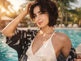 shower webcam AyeshaDavich