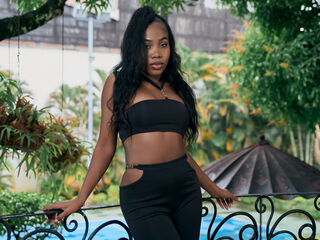 free adultcam CarlieLyn