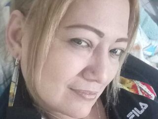 mastubating web cam girl ClauSommers