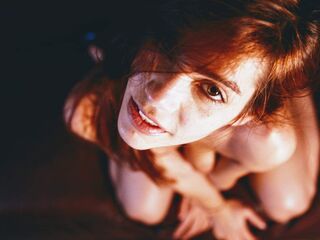 fingering camgirl CleoCharm