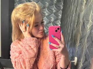 camsex photo ElizabethCamaro