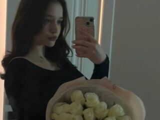 cam girl masturbating JennineTalone