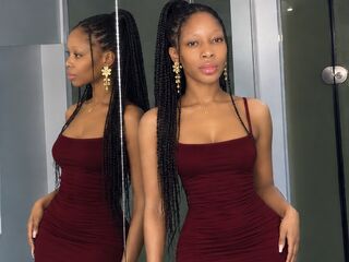 live webcam performer LamBoo