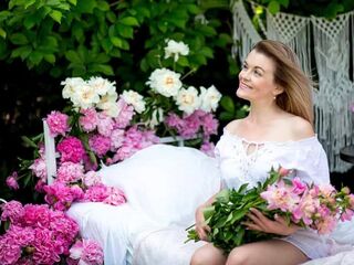 sexy camgirl picture LeaNicole