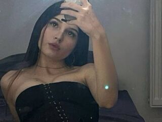 naked cam girl masturbating with dildo MariCrueze