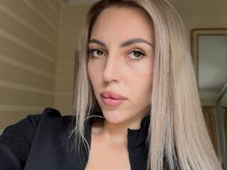 hardcore show MelisaDee