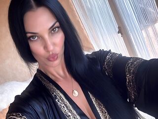 dirty web cam MiaMontal