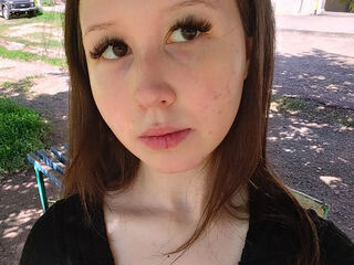 free live chart room MonicaKim