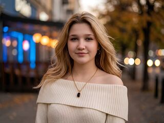 shower web cam PilarVanhee