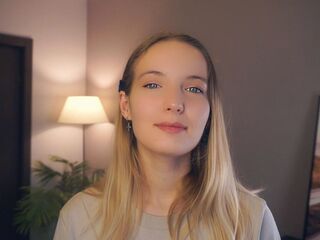 camgirl showing pussy RessieKaua