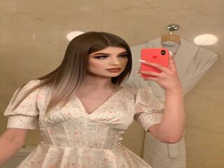 camgirl playing with dildo RolandePhilavanh