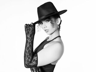 stripper cam VeraBellucci