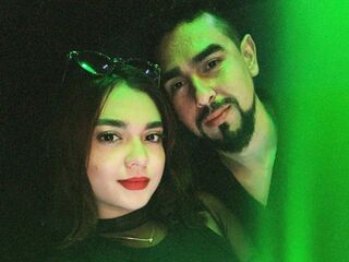 sexy webcam couple picture CrisAndDanna