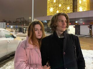 naked couple with webcam licking pussy LunaAndMax