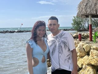 nude web cam show LyanandGala