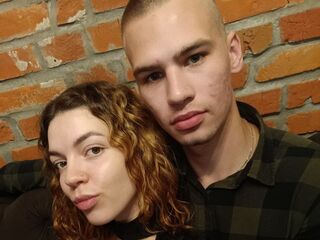 adult chatroom MaxAndEva