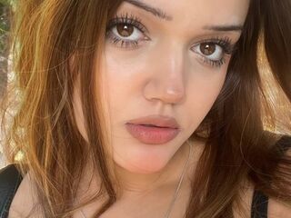 camgirl fingering pussy AishaTiffany