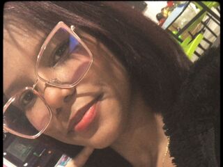 beautiful cam girl AlessaGiraldo