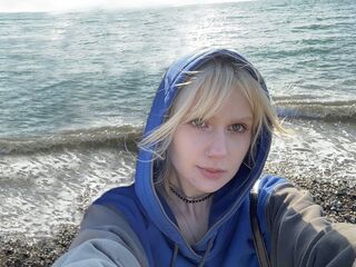 camgirl spreading pussy AliceEiller