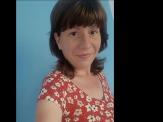fingering webcamgirl picture AliceKatty