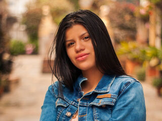 girl cam free AlishaSharret