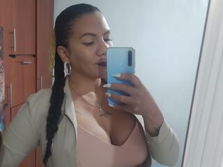 naked girl with webcam fingering pussy AlysaPear