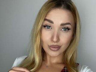 anal AmaliaAndreson