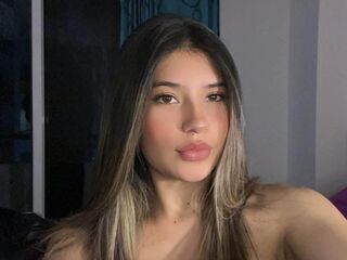 nude cam AmberCeballos