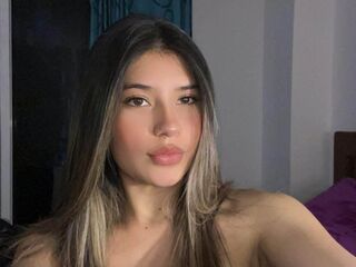 naked camgirl AmberDimond