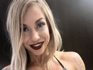 chat room livesex AmericanBarbie