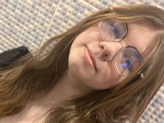 cam slut chat AminaBlooms