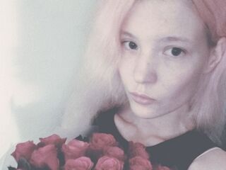 topless camgirl AnitaHaris