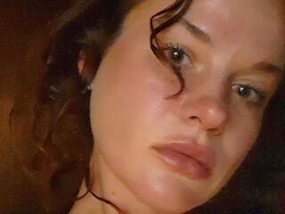 cam girl masturbating with vibrator AnnaMendelson