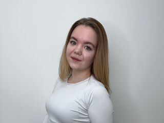 beautiful girl cam AnnisAnness