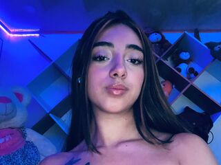 fingering cam slut AriPhol