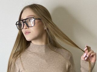 naked girl with webcam fingering pussy BertaAnnarummo