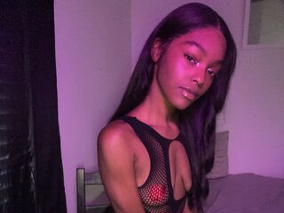 camgirl playing with sex toy BlackMali