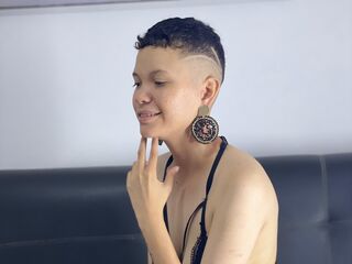 cam girl masturbating with sextoy CambellBenett