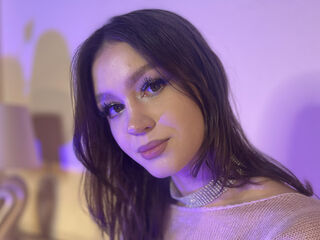 camgirl shaving pussy CarmenHill