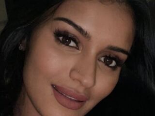 naked cam girl CarolSamha