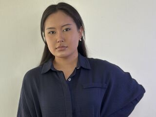 sexy camgirl CarolannOrmisto