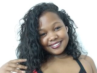 naked girl with webcam masturbating with vibrator CarreineJuliana