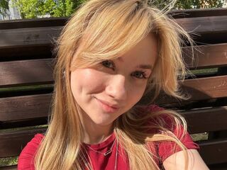adult webcam CelestineVale