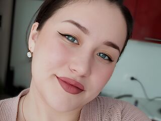 webcamgirl live sex CharyBingg