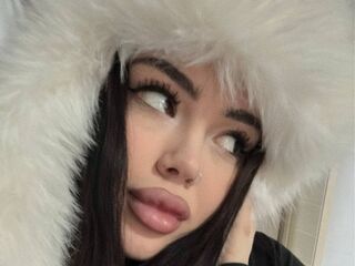 hot camslut CherlynDarm