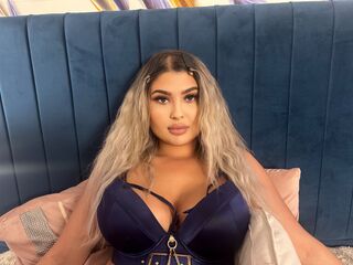 hot live cam ChloeBellamie
