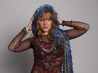 camgirl shaving pussy ColinChambell